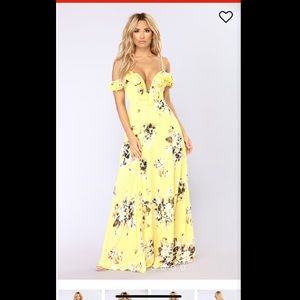 Fashion Nova Maxi Dress.